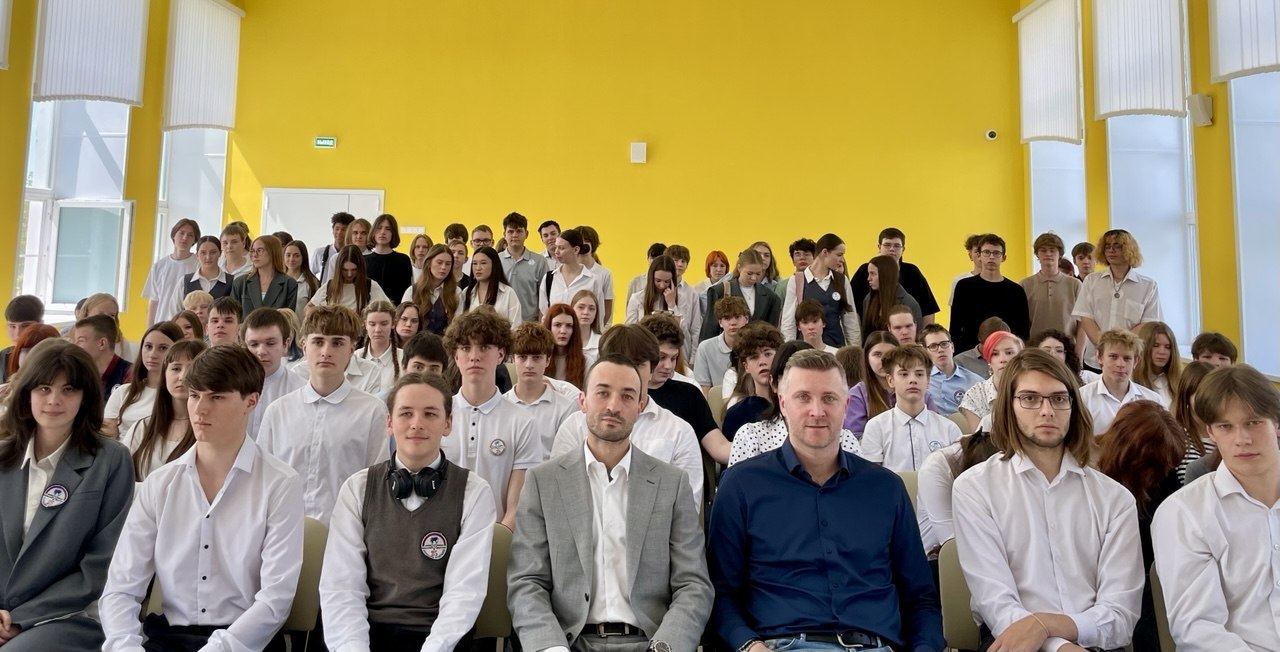 Выступление в школе