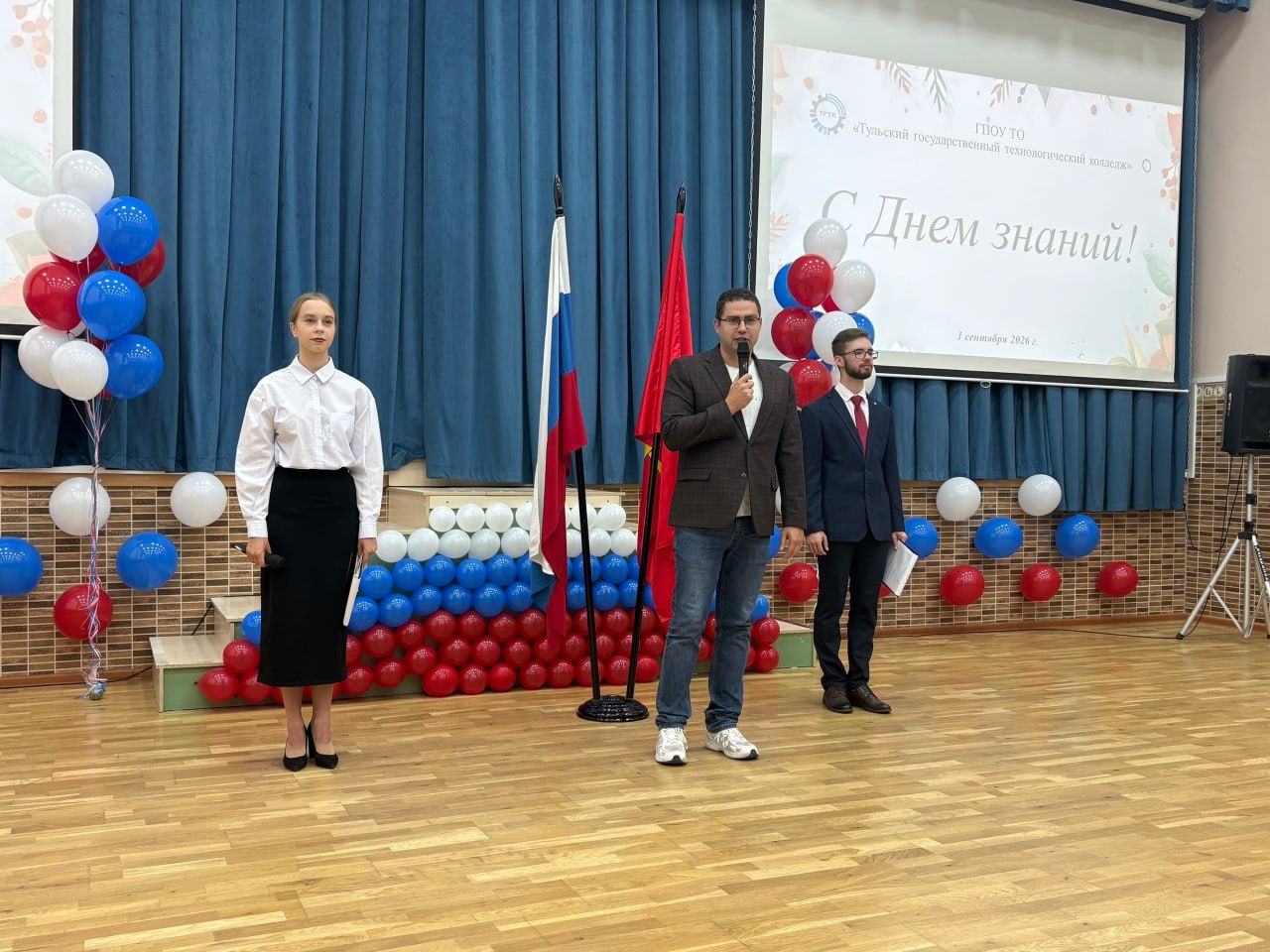 Михаил Луканин выступает на линейке
